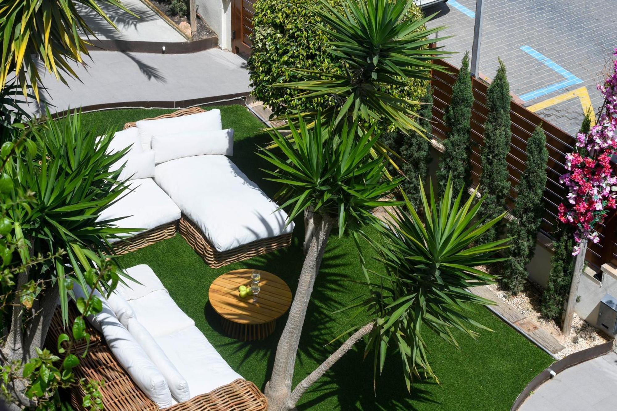 Apartamentos Estanques كولونيا سانت خورذي المظهر الخارجي الصورة