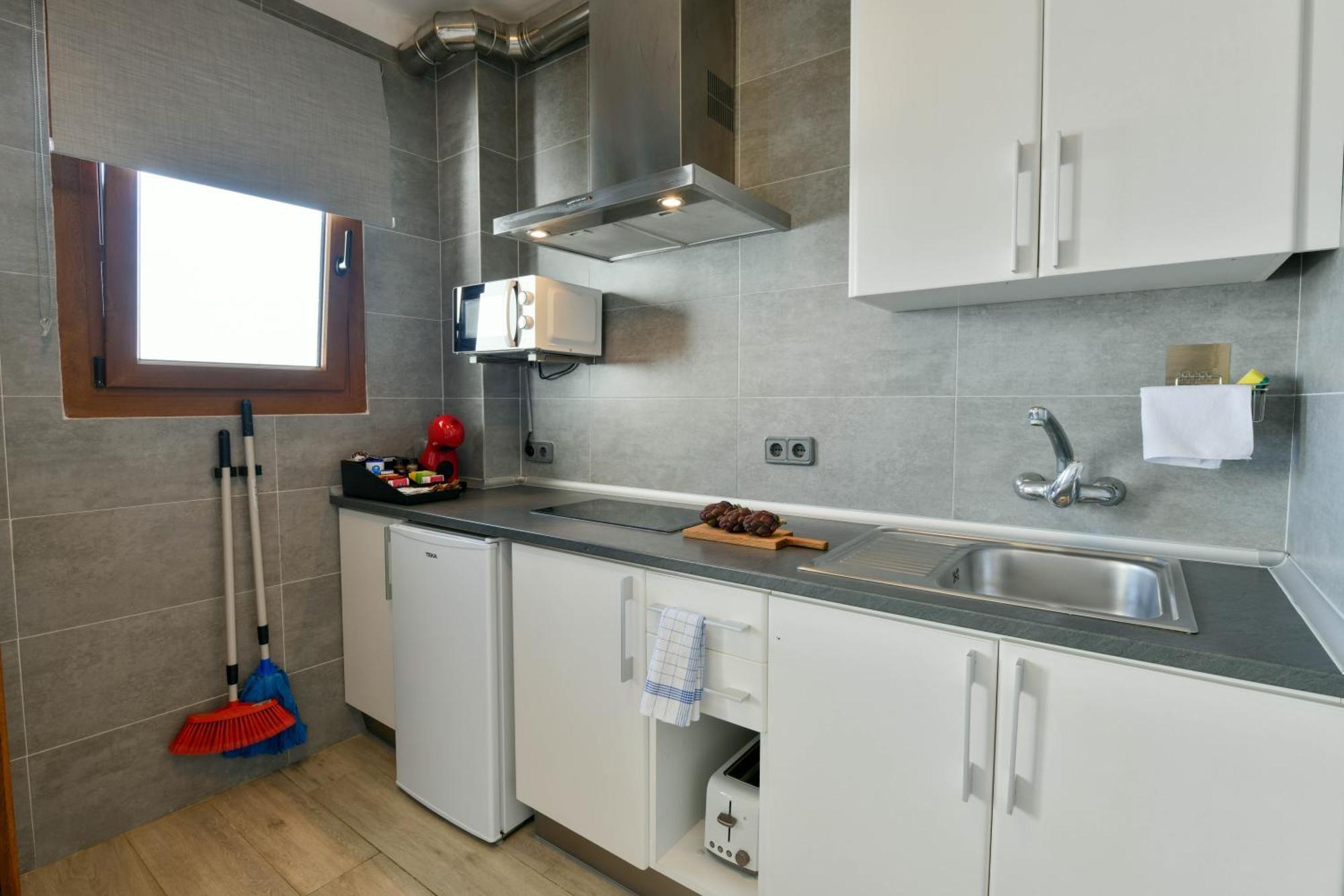 Apartamentos Estanques كولونيا سانت خورذي المظهر الخارجي الصورة