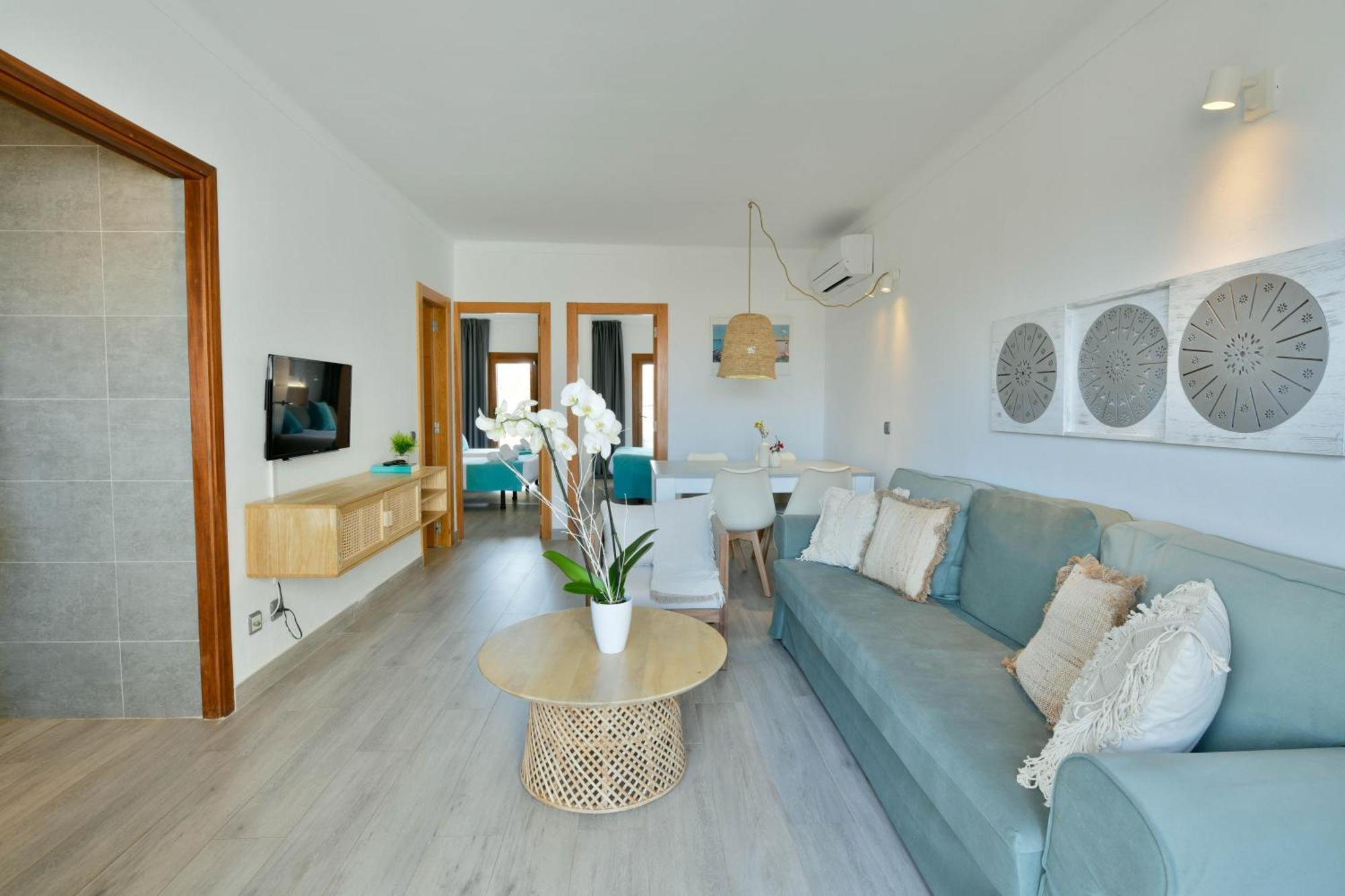 Apartamentos Estanques كولونيا سانت خورذي المظهر الخارجي الصورة