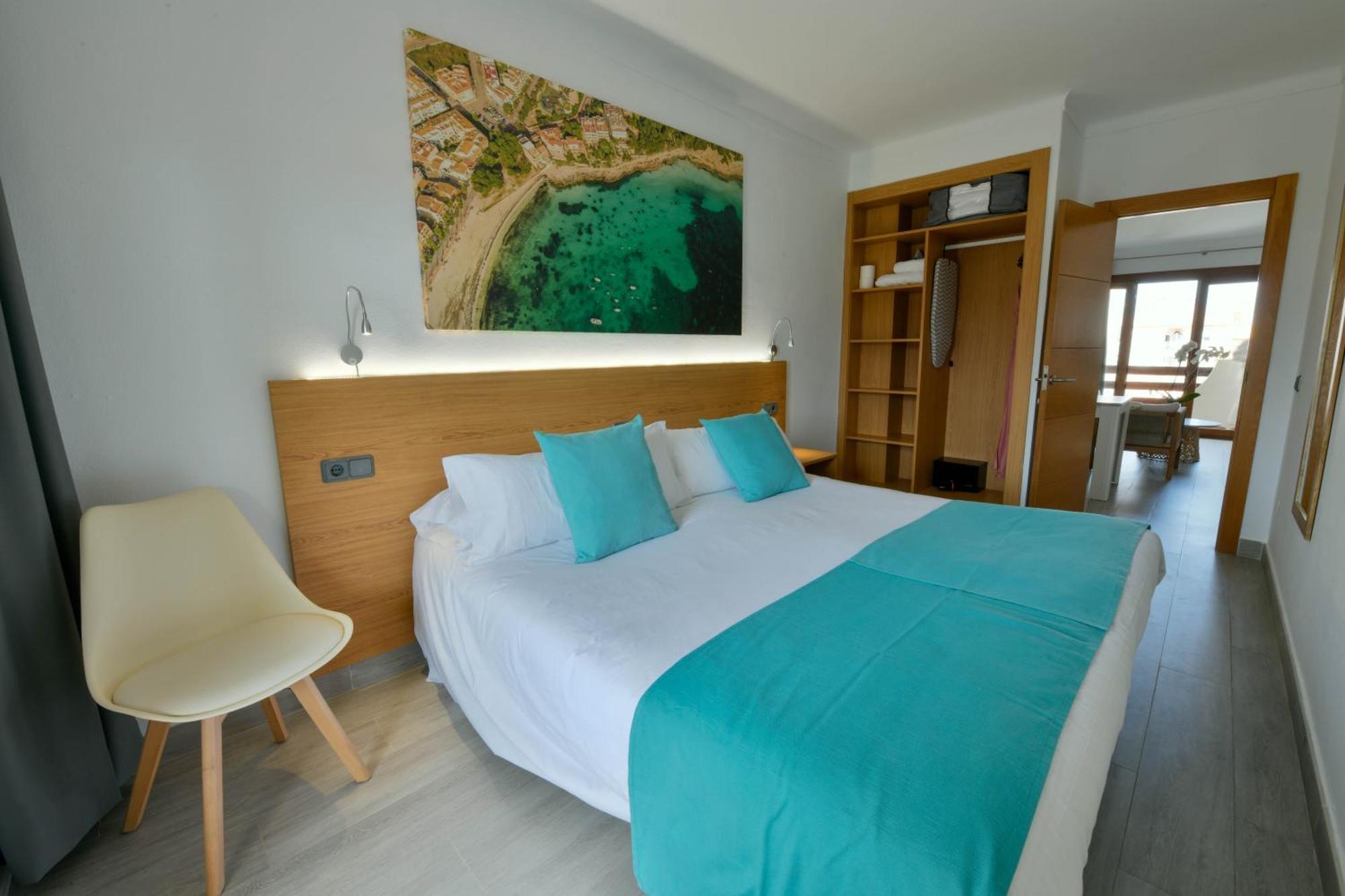 Apartamentos Estanques كولونيا سانت خورذي المظهر الخارجي الصورة