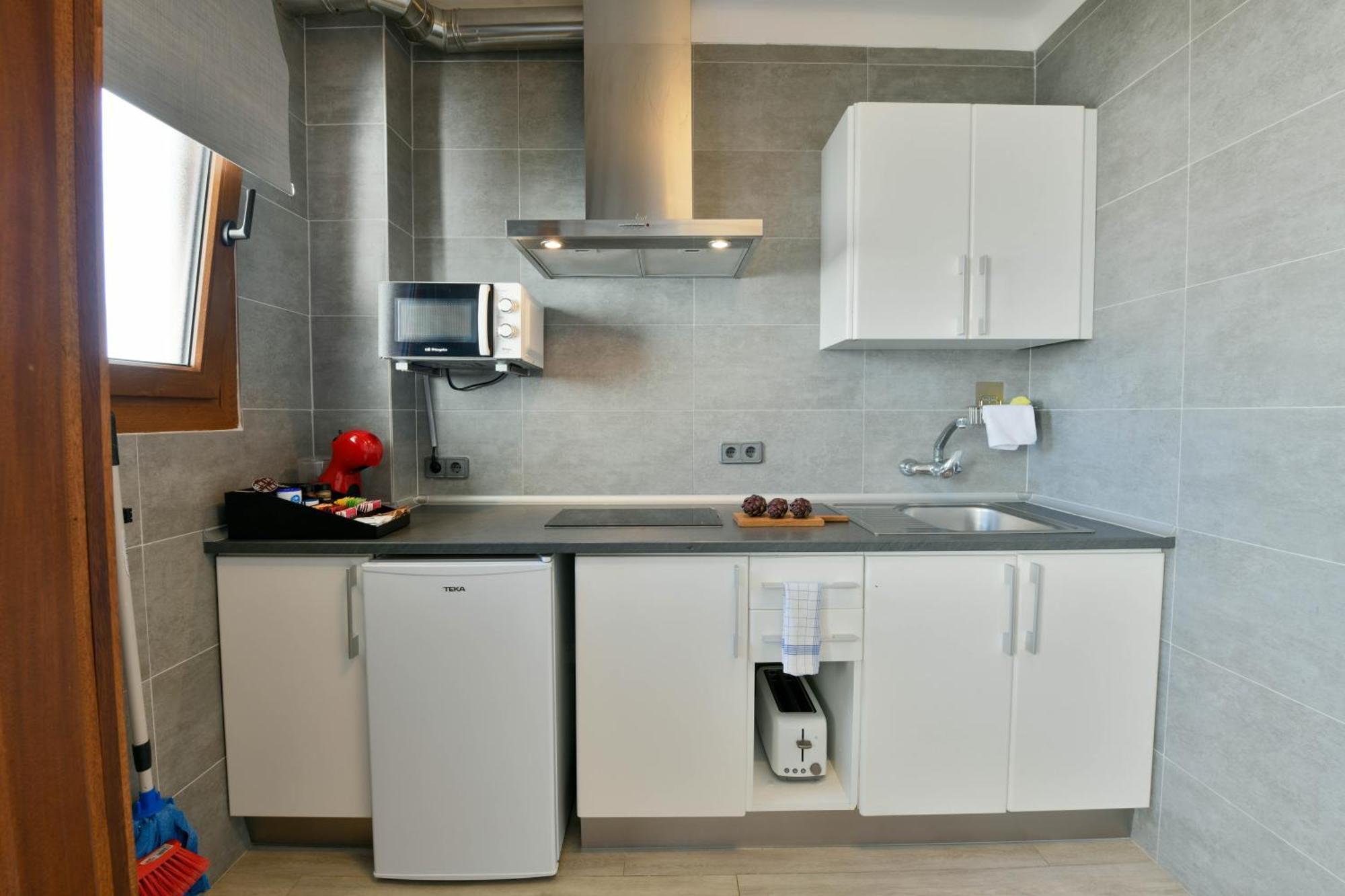 Apartamentos Estanques كولونيا سانت خورذي المظهر الخارجي الصورة