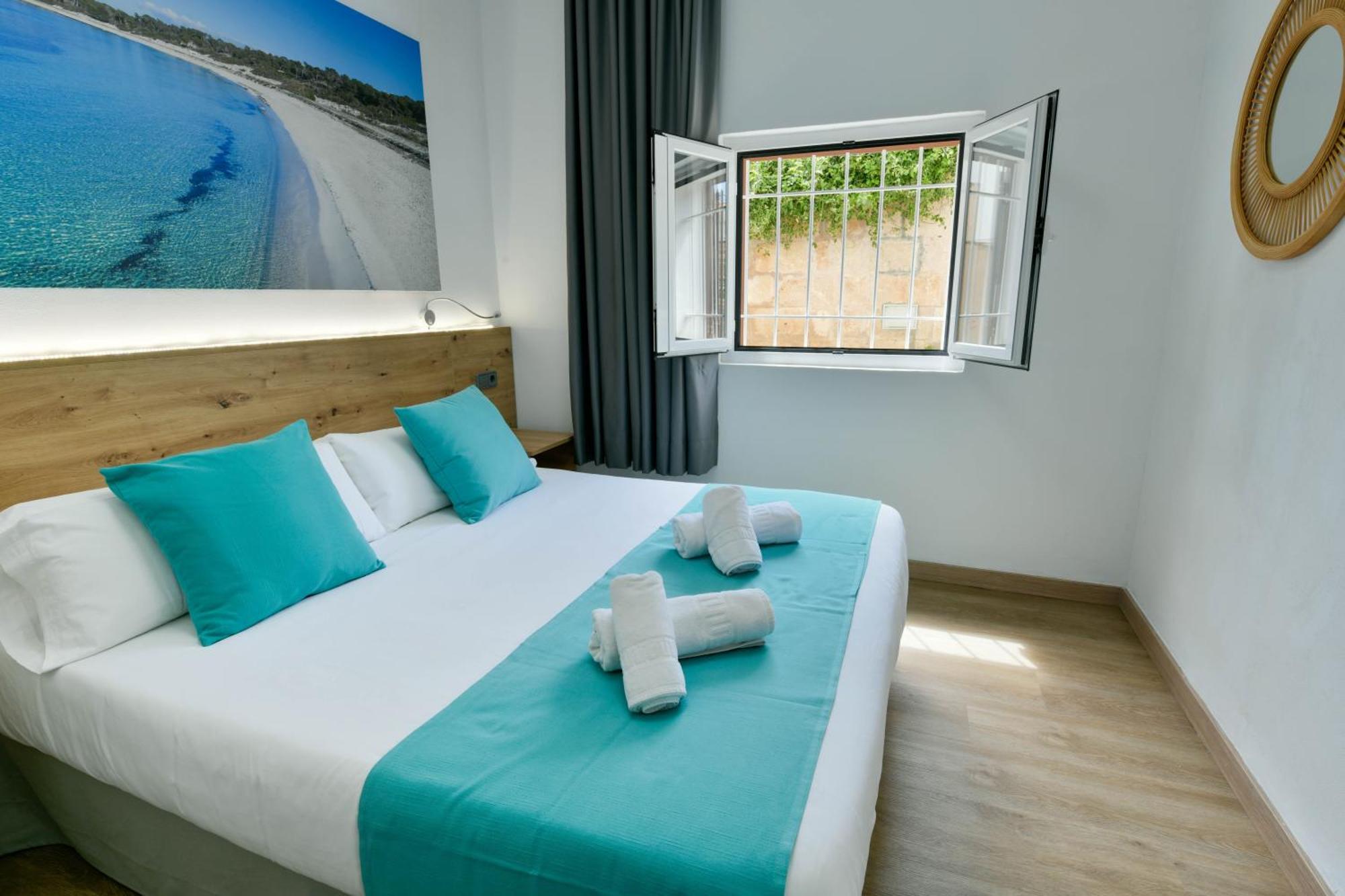 Apartamentos Estanques كولونيا سانت خورذي المظهر الخارجي الصورة
