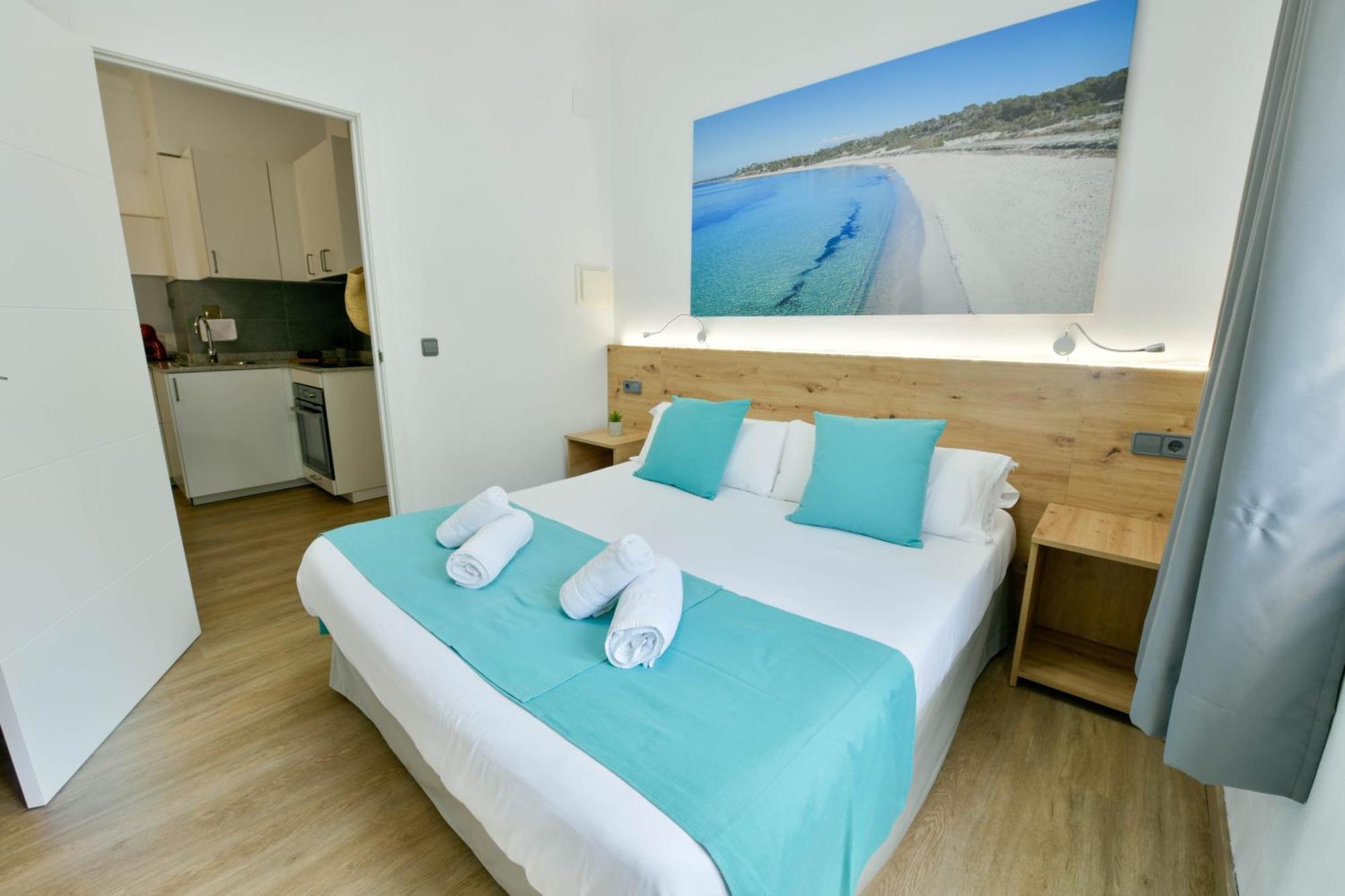 Apartamentos Estanques كولونيا سانت خورذي المظهر الخارجي الصورة